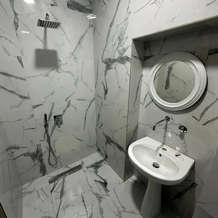 بيت ريفي Tirana Rooms